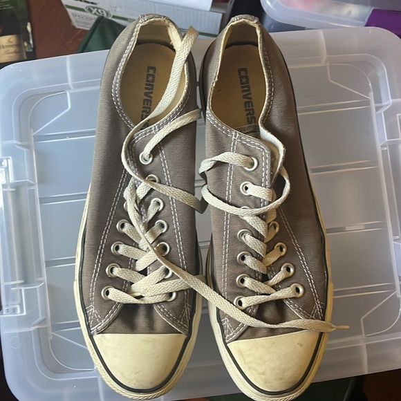 Converse - Picture 3 of 4